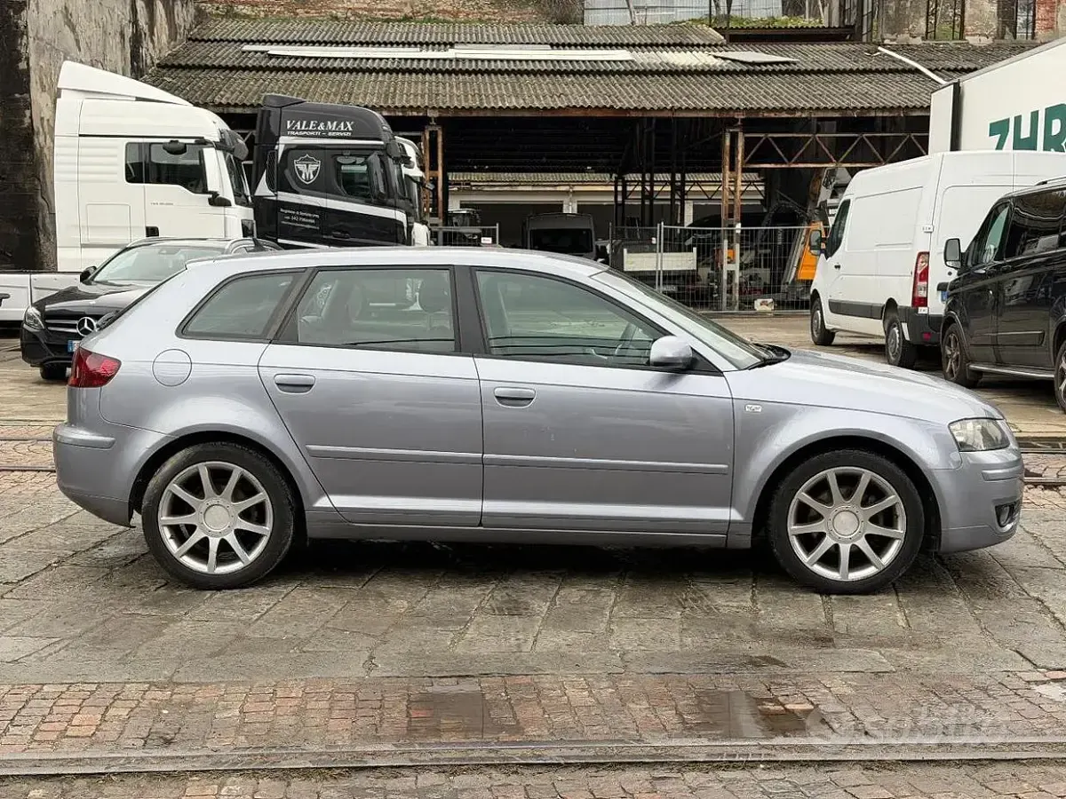 Usata Audi A3 Ambition 140 CV (102 kW) 2005 Grigio Utilitaria