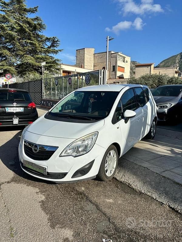 Occasion Opel Meriva 110 ch (80 kW) 2011 Blanc Monospace