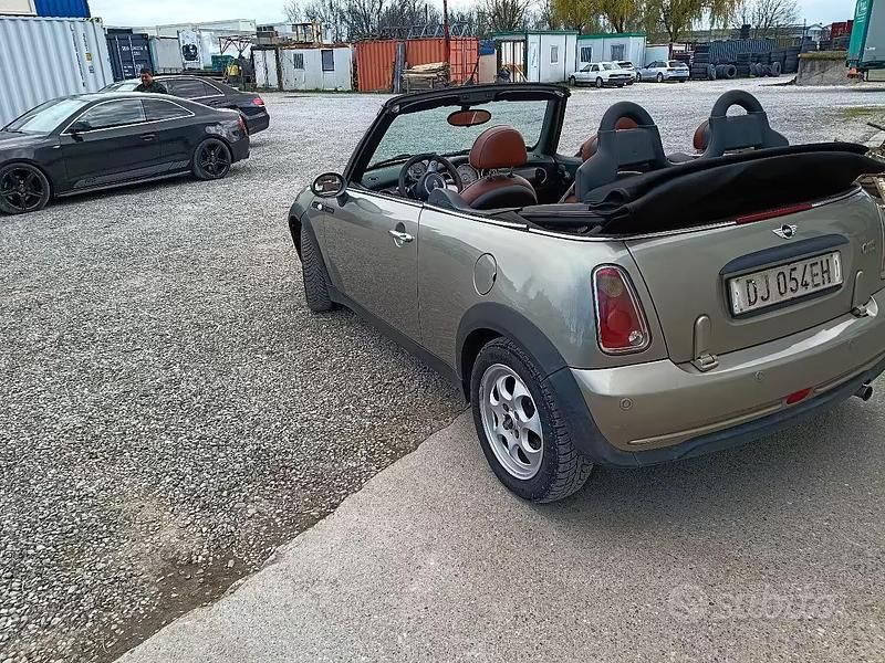 Usata Mini Cooper Cabriolet 2007 Grigio Cabrio