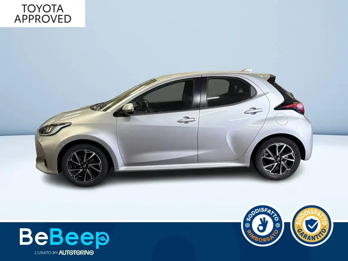 Usata Toyota Yaris Trend 72 CV (52 kW) 2020 Argento metallizzato Berlina