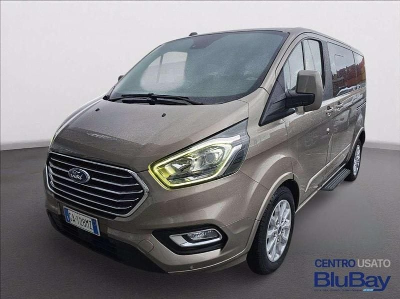 Usata Ford Tourneo Custom Titanium 131 CV (96 kW) 2020 Grigio Furgone