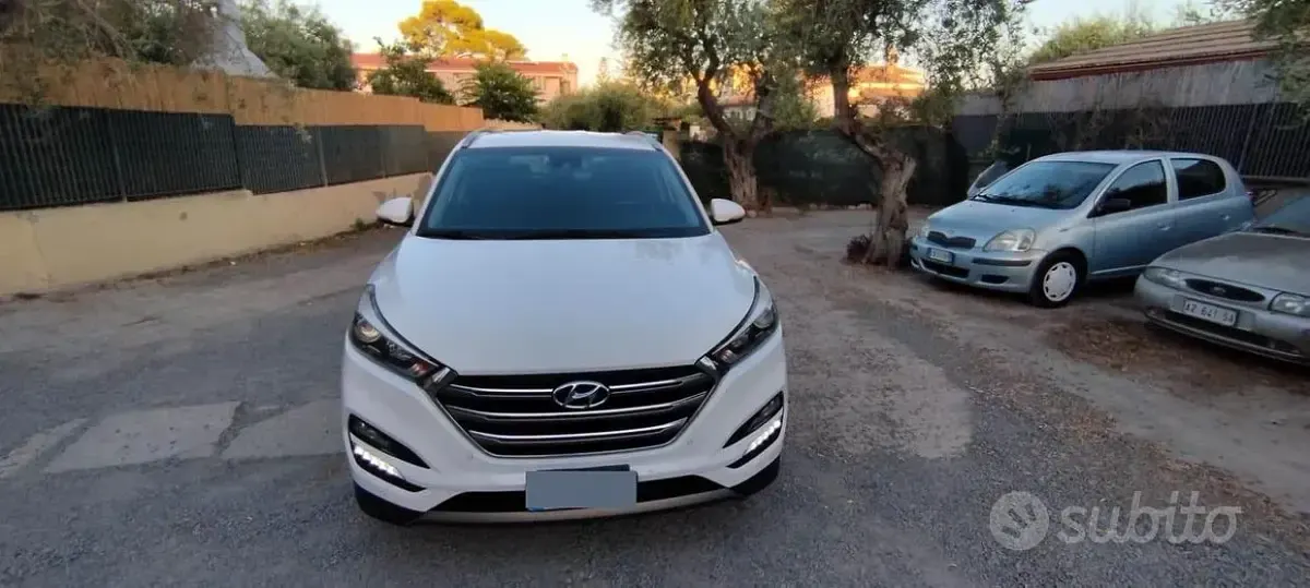 Usata Hyundai Tucson 116 CV (85 kW) 2016 Bianco SUV