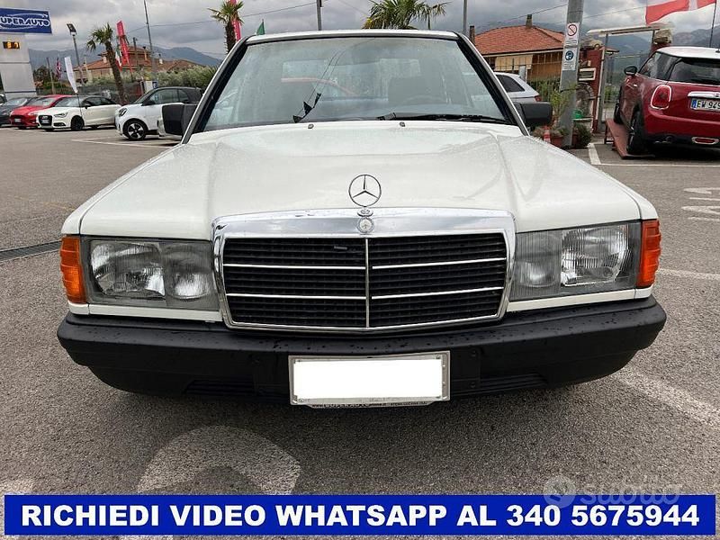 Usata Mercedes 190 122 CV (89 kW) 1985 Bianco Berlina