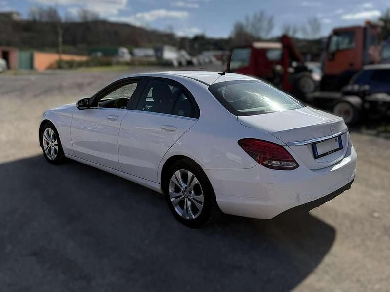 Usata Mercedes C180 116 CV (85 kW) 2016 Bianco Berlina