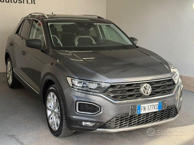 Usata VW T-Roc Advance 150 CV (110 kW) 2018 Grigio SUV