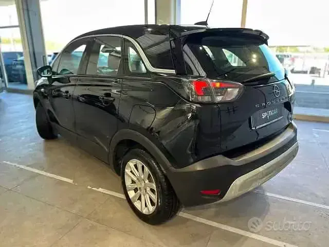 Usata Opel Crossland Elegance 83 CV (61 kW) 2022 Nero SUV
