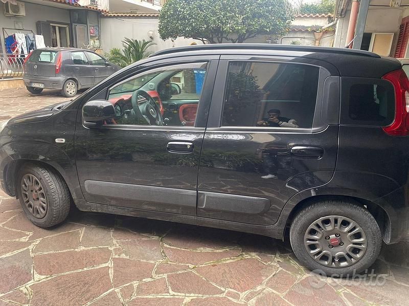 Usata Fiat Panda Pop 69 CV (50 kW) 2015 Nero Utilitaria