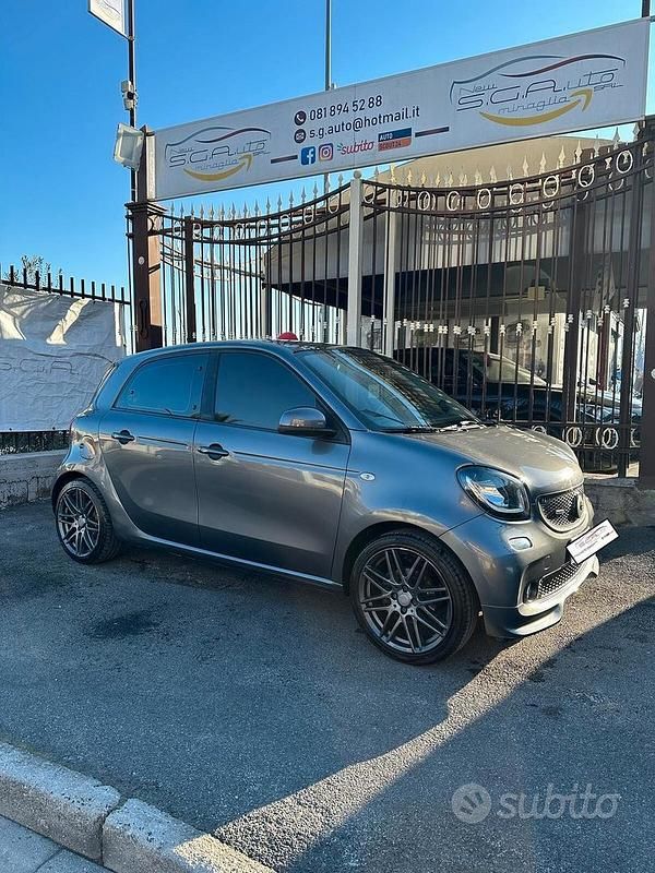 Usata Smart ForFour Brabus 70 CV (51 kW) 2019 Grigio Utilitaria