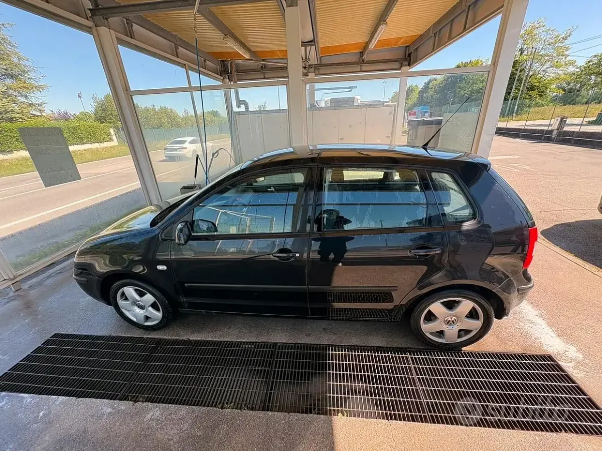 Usata VW Polo 75 CV (55 kW) 2002 Nero Berlina