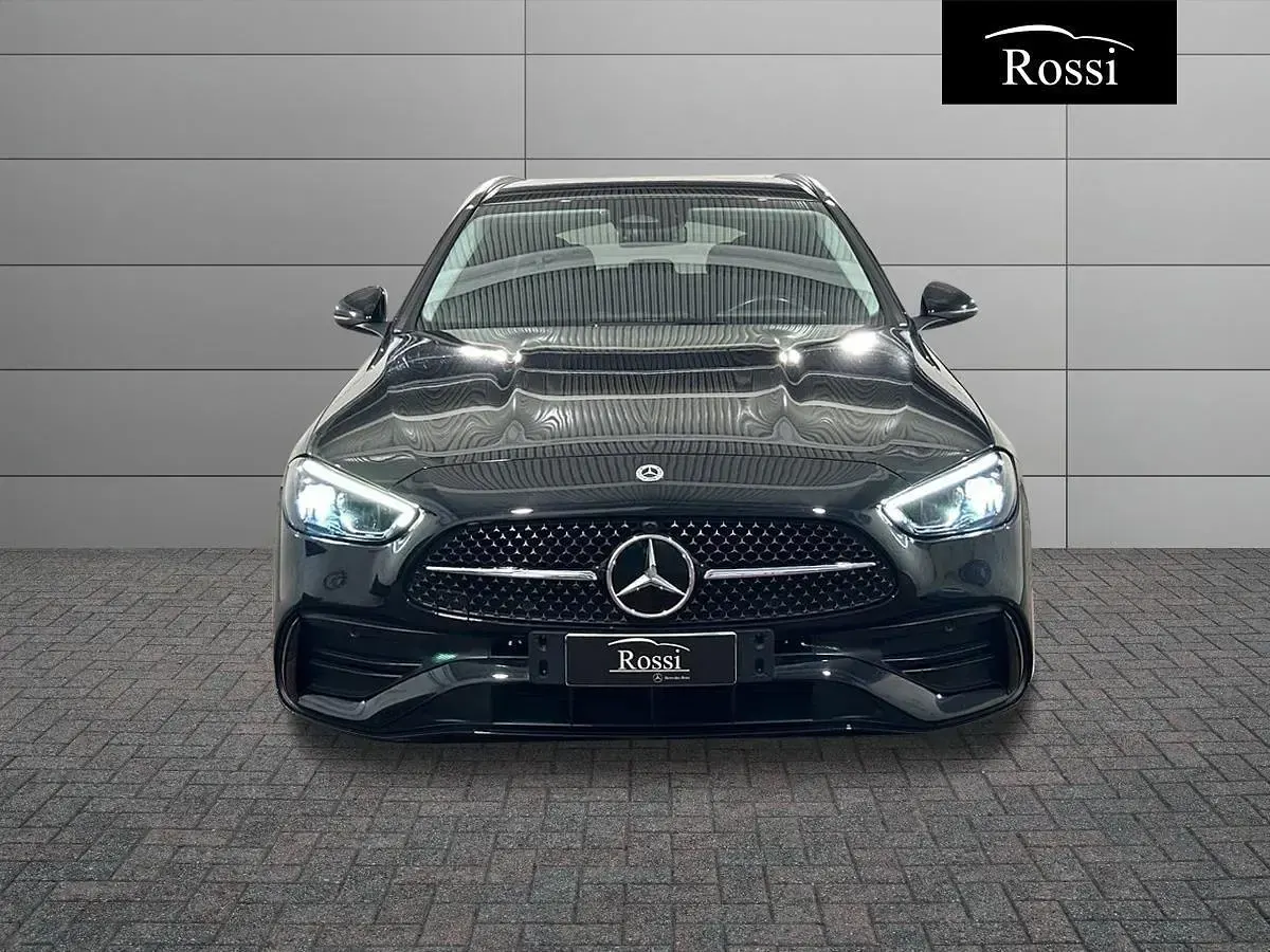 Usata Mercedes 220 Premium 200 CV (147 kW) 2022 Nero metallizzato Station wagon
