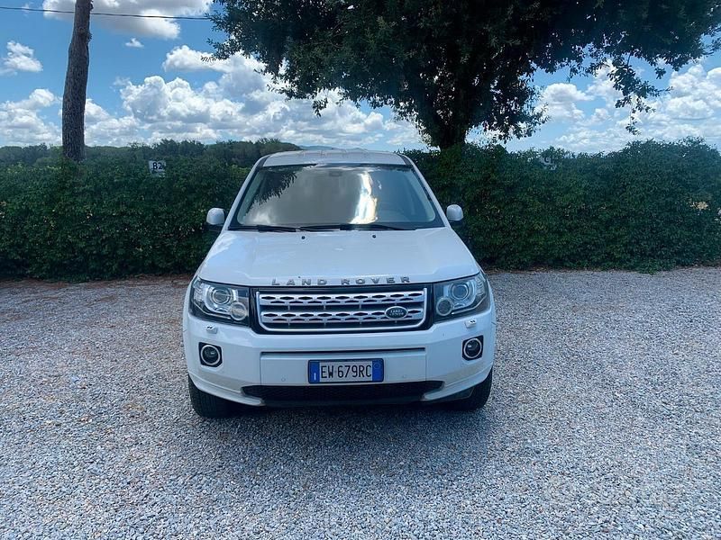 Usata Land Rover Freelander 2 190 CV (139 kW) 2014 Bianco SUV