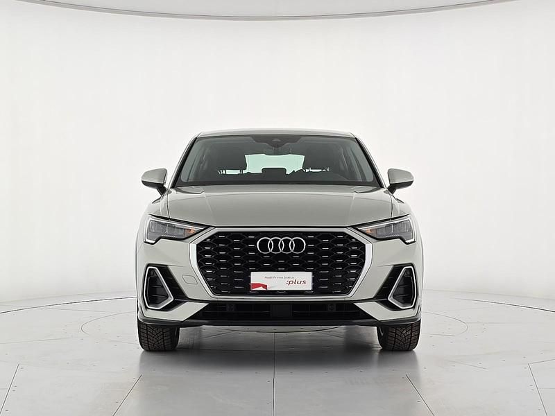 Usata Audi Q3 Sportback S-Line 150 CV (110 kW) 2022 Argento SUV