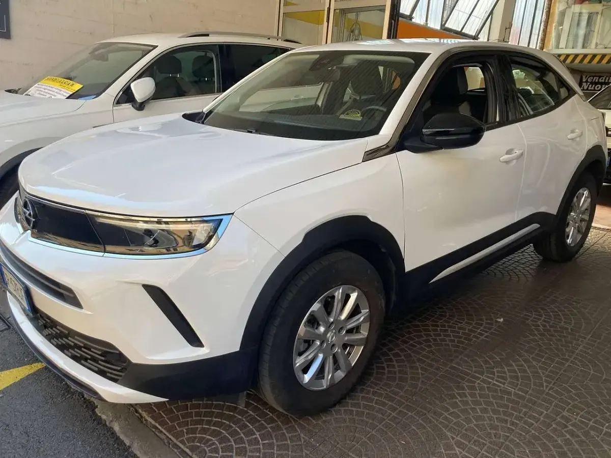 Usata Opel Mokka Edition 101 CV (74 kW) 2023 Bianco SUV