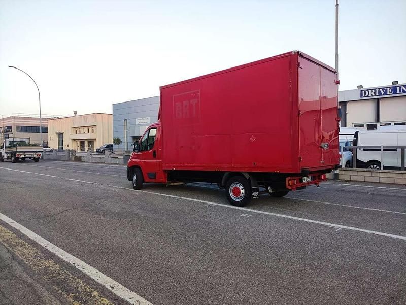 Usata Fiat Ducato 131 CV (96 kW) 2019 Rosso Furgone