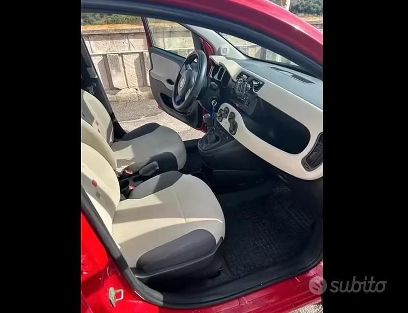Usata Fiat Panda 2014 Rosso Utilitaria
