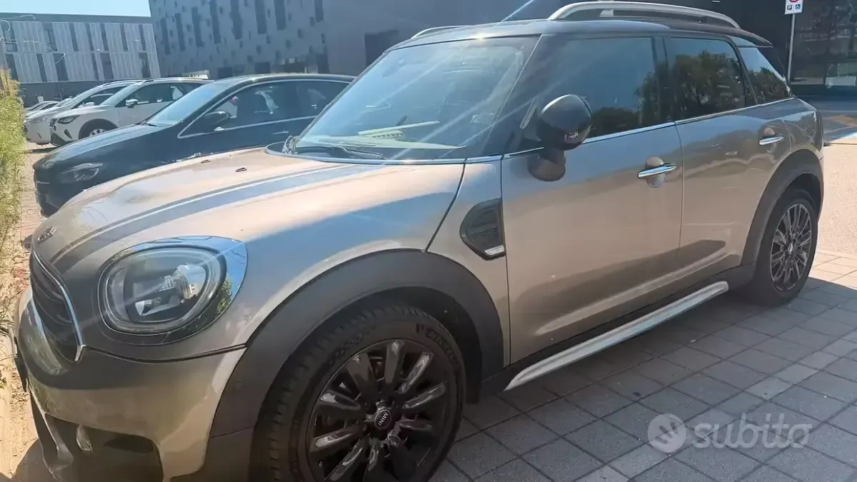 Usata Mini Countryman 150 CV (110 kW) 2017 Grigio SUV