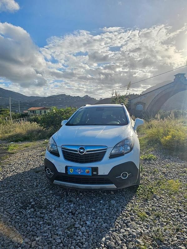Usata Opel Mokka Cosmo 140 CV (102 kW) 2015 Bianco SUV