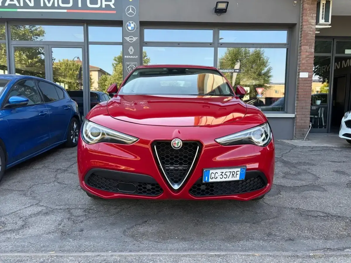 Usata Alfa Romeo Stelvio Executive 190 CV (139 kW) 2021 Rosso SUV