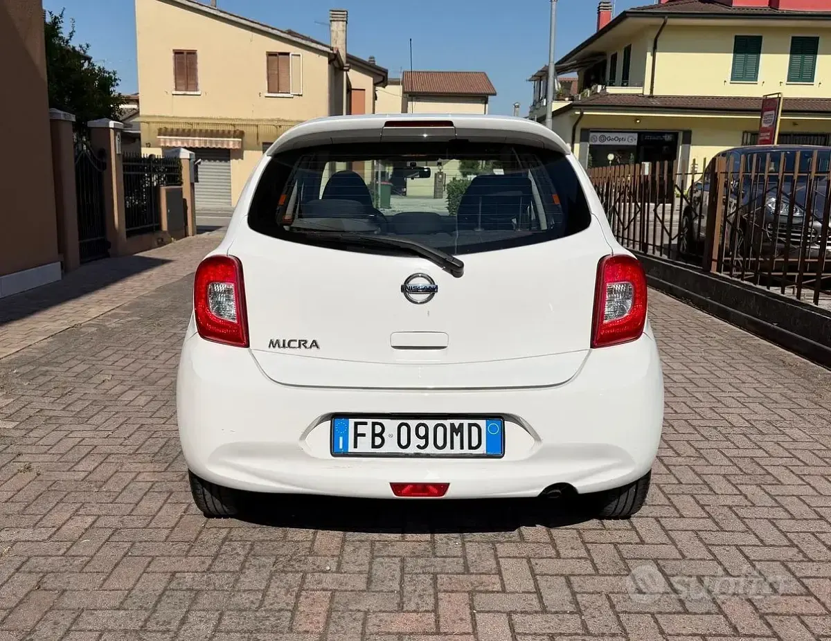 Usata Nissan Micra 80 CV (58 kW) 2015 Bianco Utilitaria