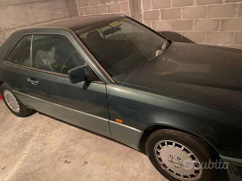 Usata Mercedes E300 1990 Verde Coupé