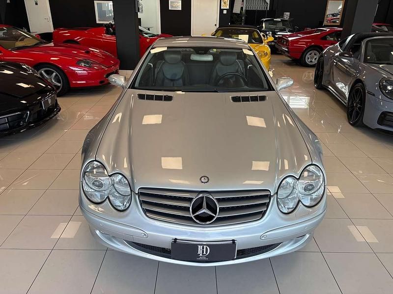 Usata Mercedes SL500 306 CV (225 kW) 2004 Silver arrow metallic Cabrio