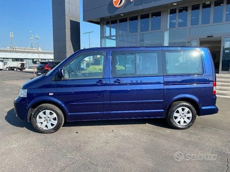 Usata VW Multivan 174 CV (127 kW) 2007 Blu Furgone