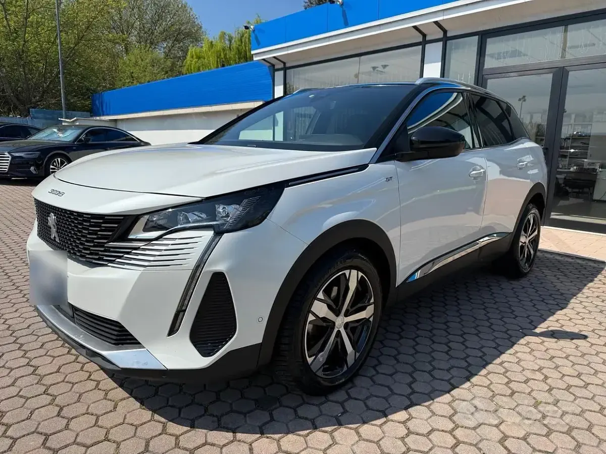 Usata Peugeot 3008 GT 131 CV (96 kW) 2021 Bianco SUV