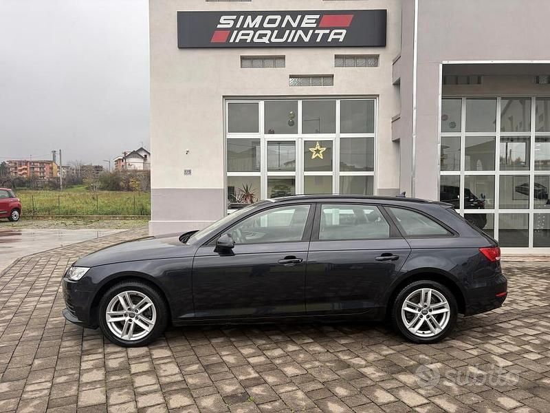 Usata Audi A4 Business 150 CV (110 kW) 2016 Blu Station wagon