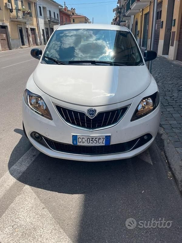 Usata Lancia Ypsilon 2021 Bianco Utilitaria