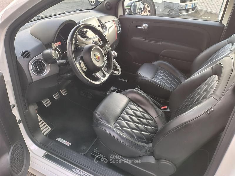 Usata Abarth 595 Turismo 165 CV (121 kW) 2021 Bianco Berlina