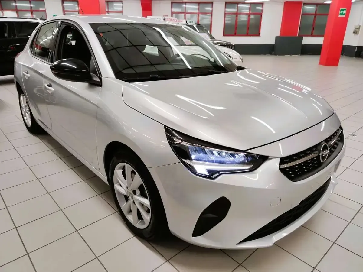 Usata Opel Corsa Edition+ 75 CV (55 kW) 2023 Argento Utilitaria