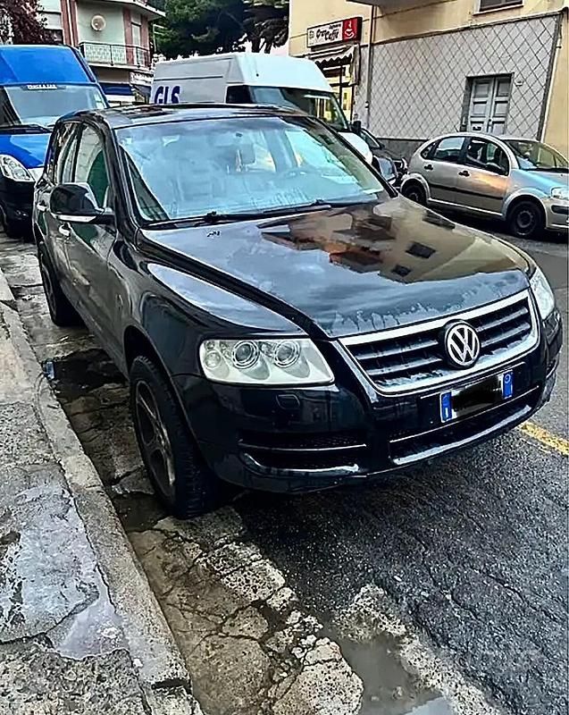 Usata VW Touareg 174 CV (127 kW) 2003 Nero SUV