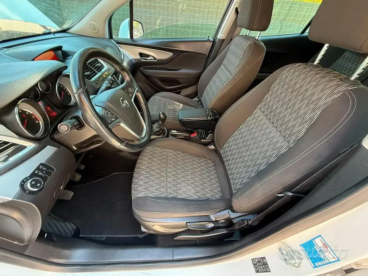 Usata Opel Mokka 116 CV (85 kW) 2016 Bianco SUV
