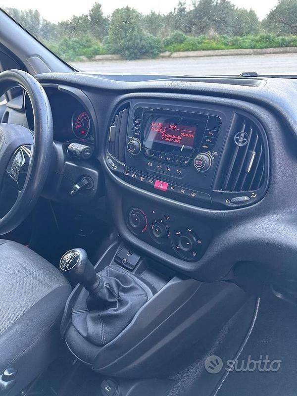 Usata Fiat Doblò 90 CV (66 kW) 2015 Monovolume
