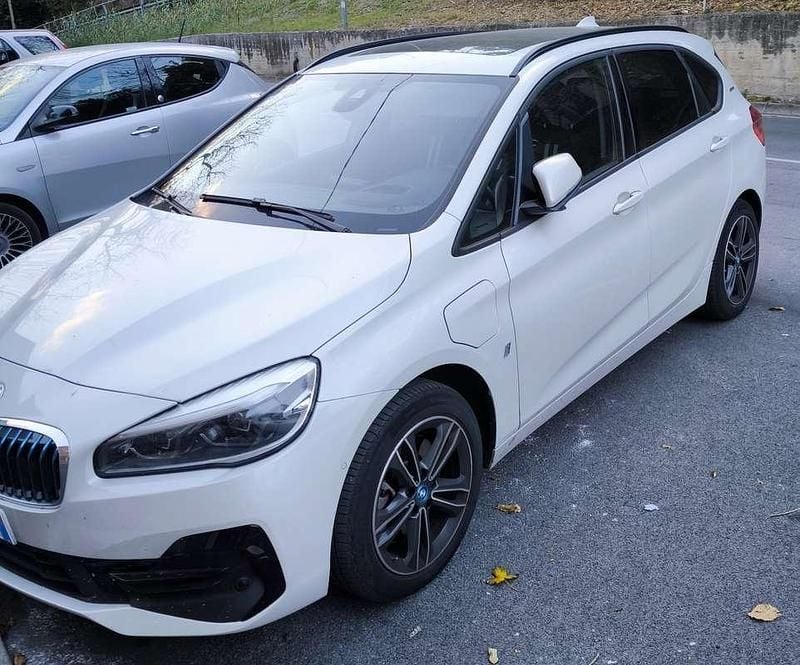 Usata BMW 225 Active Tourer iPerformance 136 CV (100 kW) 2018 Bianco Monovolume