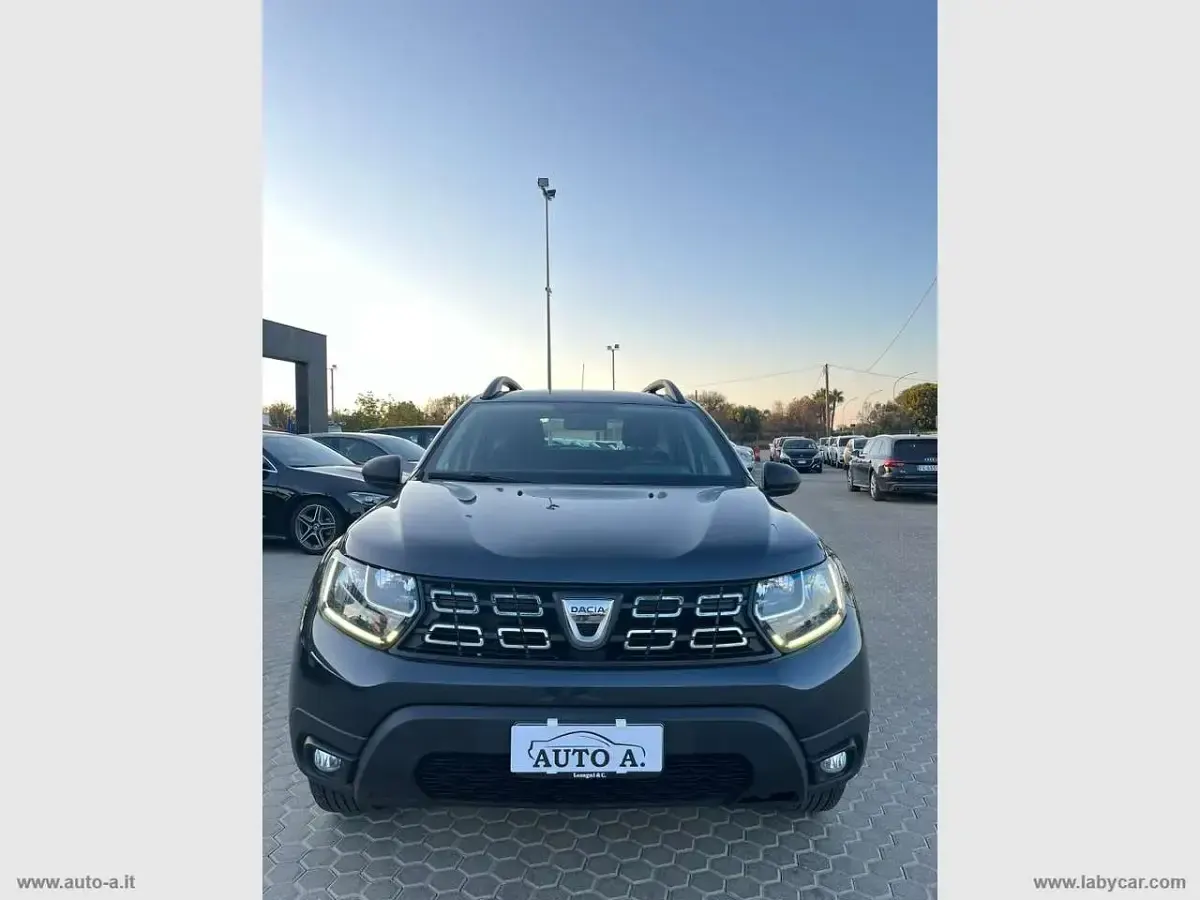 Usata Dacia Duster Essentiel 114 CV (83 kW) 2019 Grigio SUV