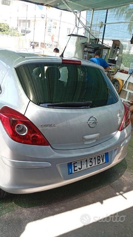 Usata Opel Corsa 60 CV (44 kW) 2012 Grigio Utilitaria