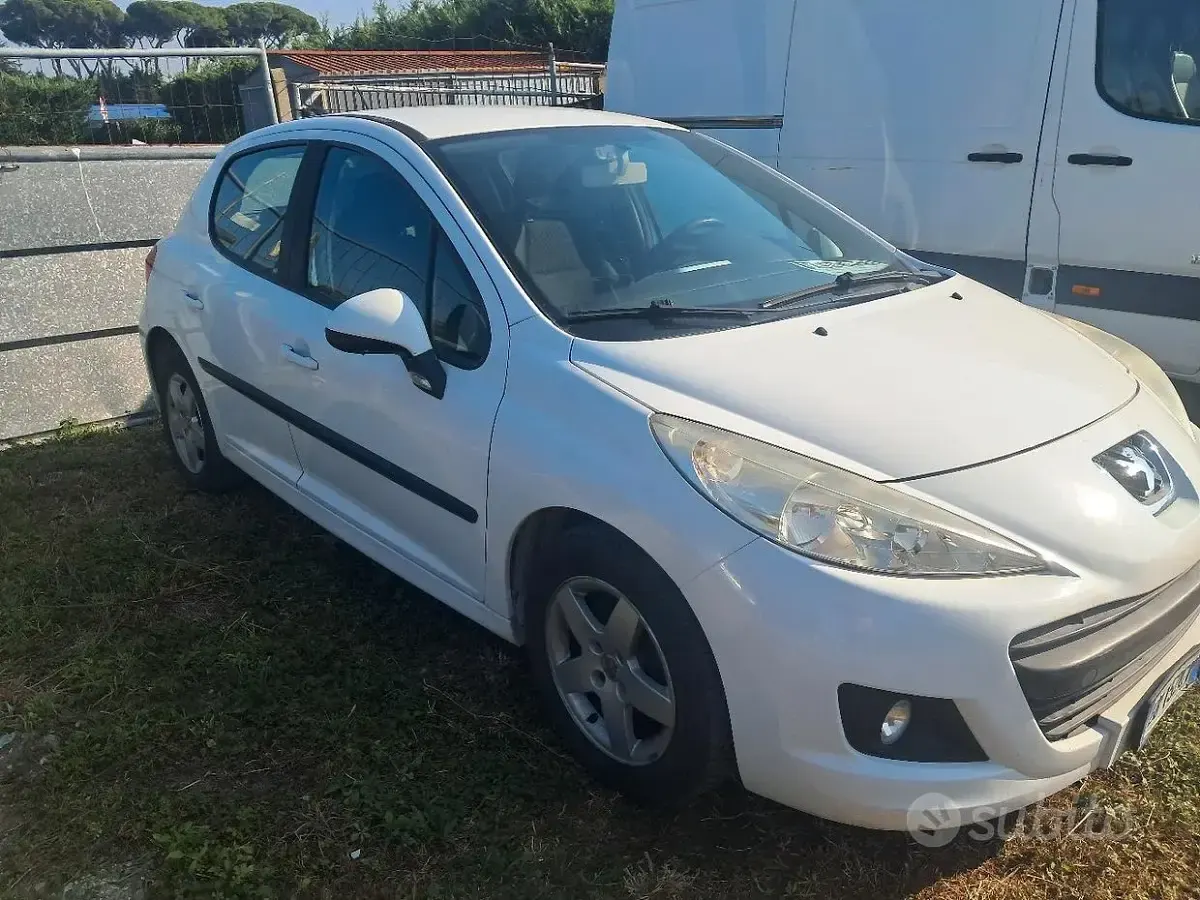 Usata Peugeot 207 CC 95 CV (69 kW) 2010 Cabrio