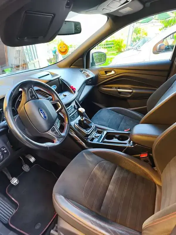 Usata Ford Kuga ST 120 CV (88 kW) 2019 Bianco SUV