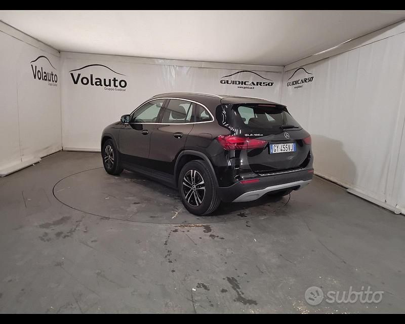 Usata Mercedes GLA180 Advanced 116 CV (85 kW) 2025 Nero SUV