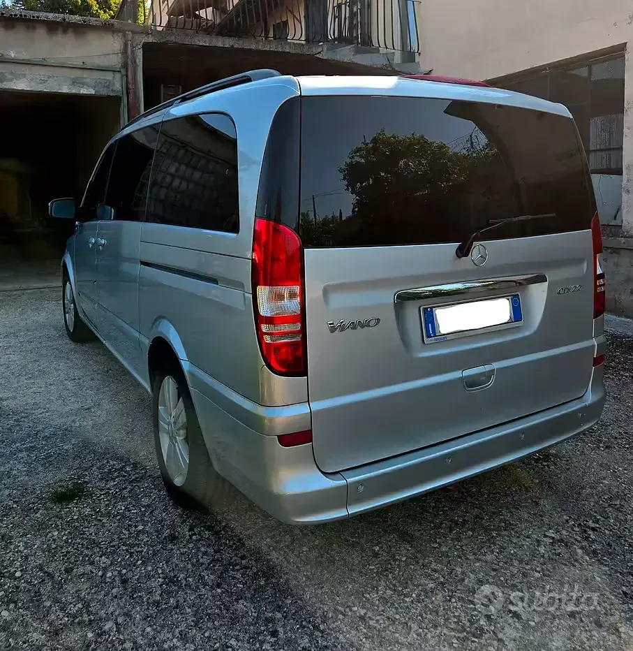 Usata Mercedes Viano 163 CV (119 kW) 2013 Grigio Monovolume