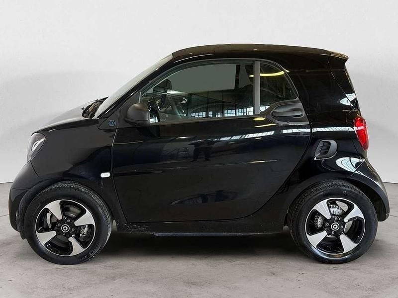 Usata Smart ForTwo Coupé Passion 41 kW (56 CV) 2022 Nero Utilitaria