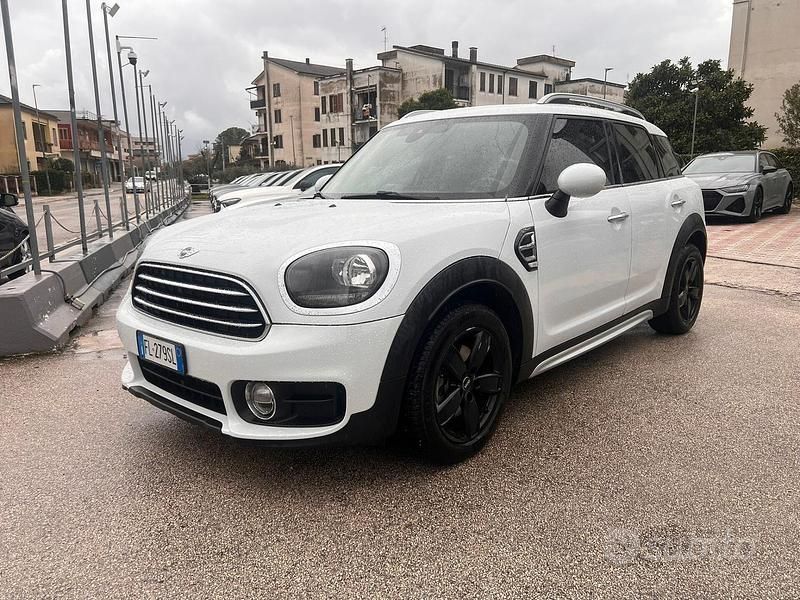 Occasion Mini Cooper D Countryman Business 150 ch (110 kW) 2017 Blanc SUV