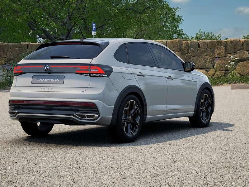 Nuova VW Taigo R-line Plus 116 CV (85 kW) 2025 Pure white nero SUV