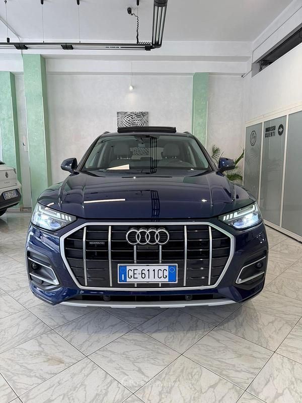 Usata Audi Q5 Ambiente 204 CV (150 kW) 2021 Blu SUV