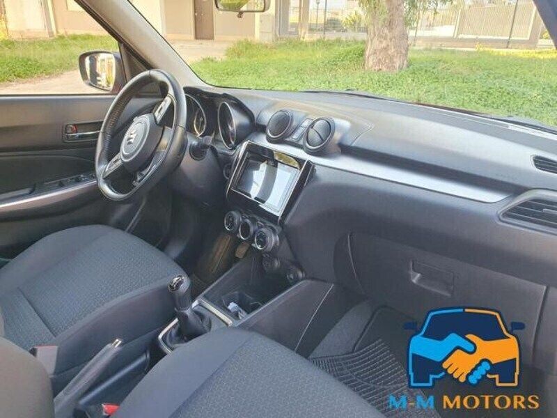 Usata Suzuki Swift 83 CV (61 kW) 2020 Rosso Utilitaria