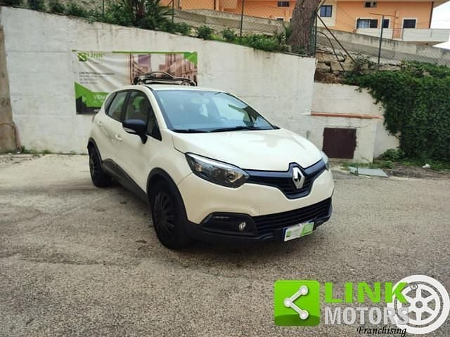 Usata Renault Captur 90 CV (66 kW) 2014 Beige SUV