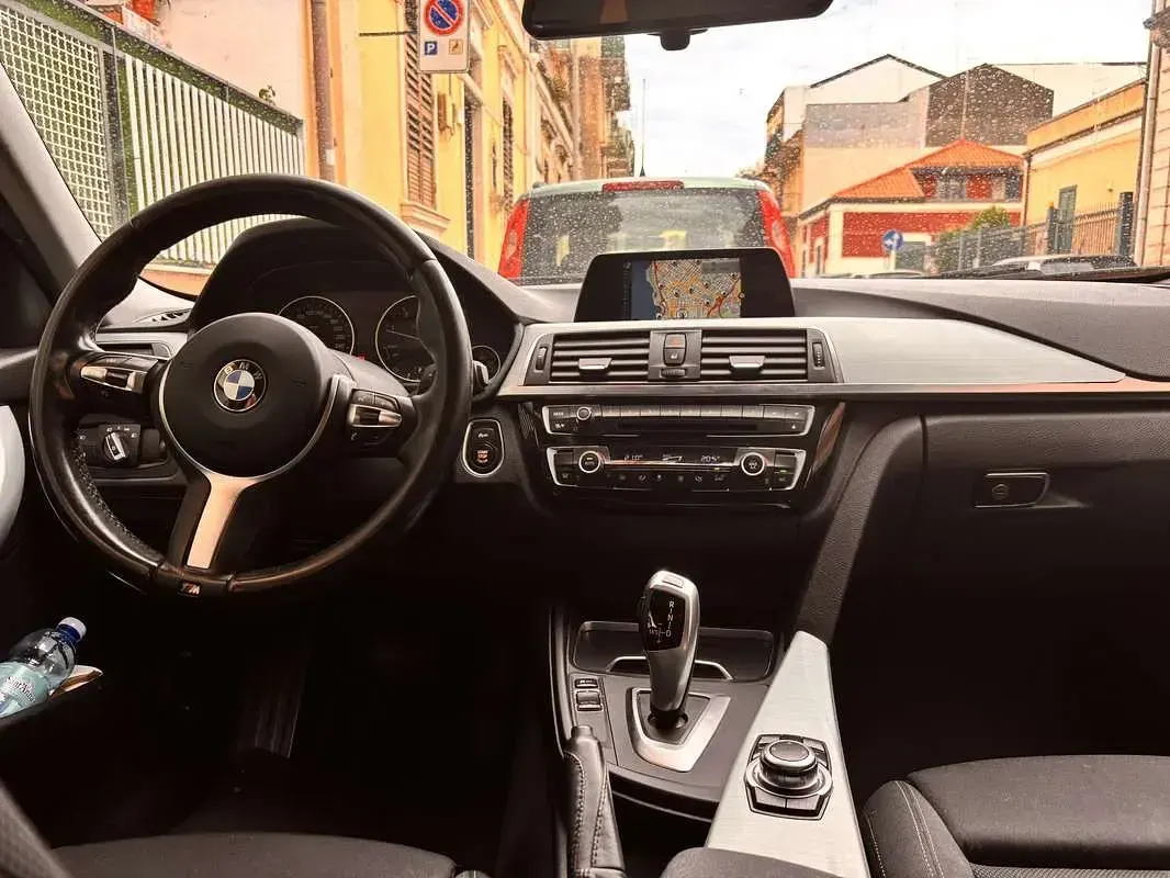 Usata BMW 318 Sport Line 150 CV (110 kW) 2016 Station wagon
