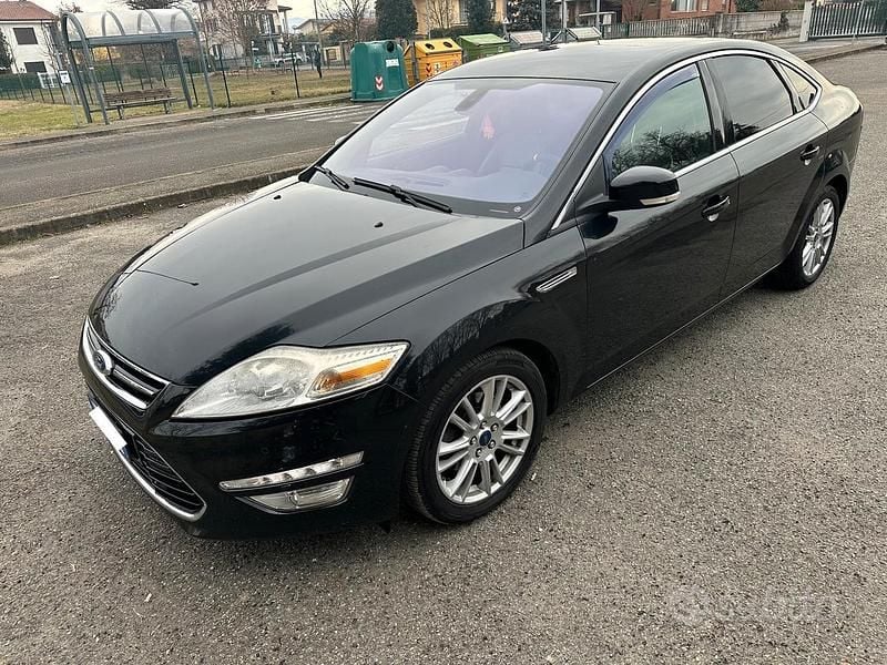 Usata Ford Mondeo Titanium 163 CV (119 kW) 2010 Nero Berlina