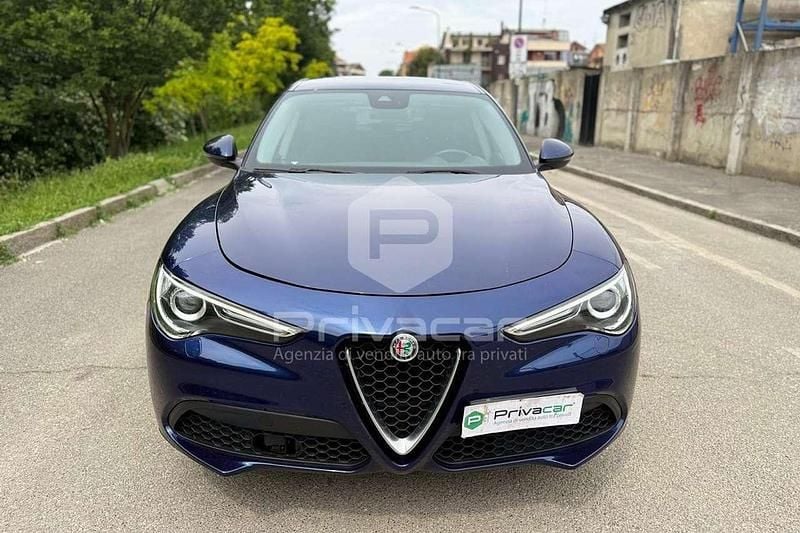 Usata Alfa Romeo Stelvio Business 160 CV (117 kW) 2020 Blu SUV